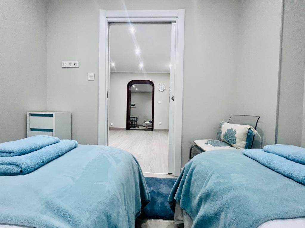 Apartamento adosado con terraza en Playa América, Nigrán Esterno foto